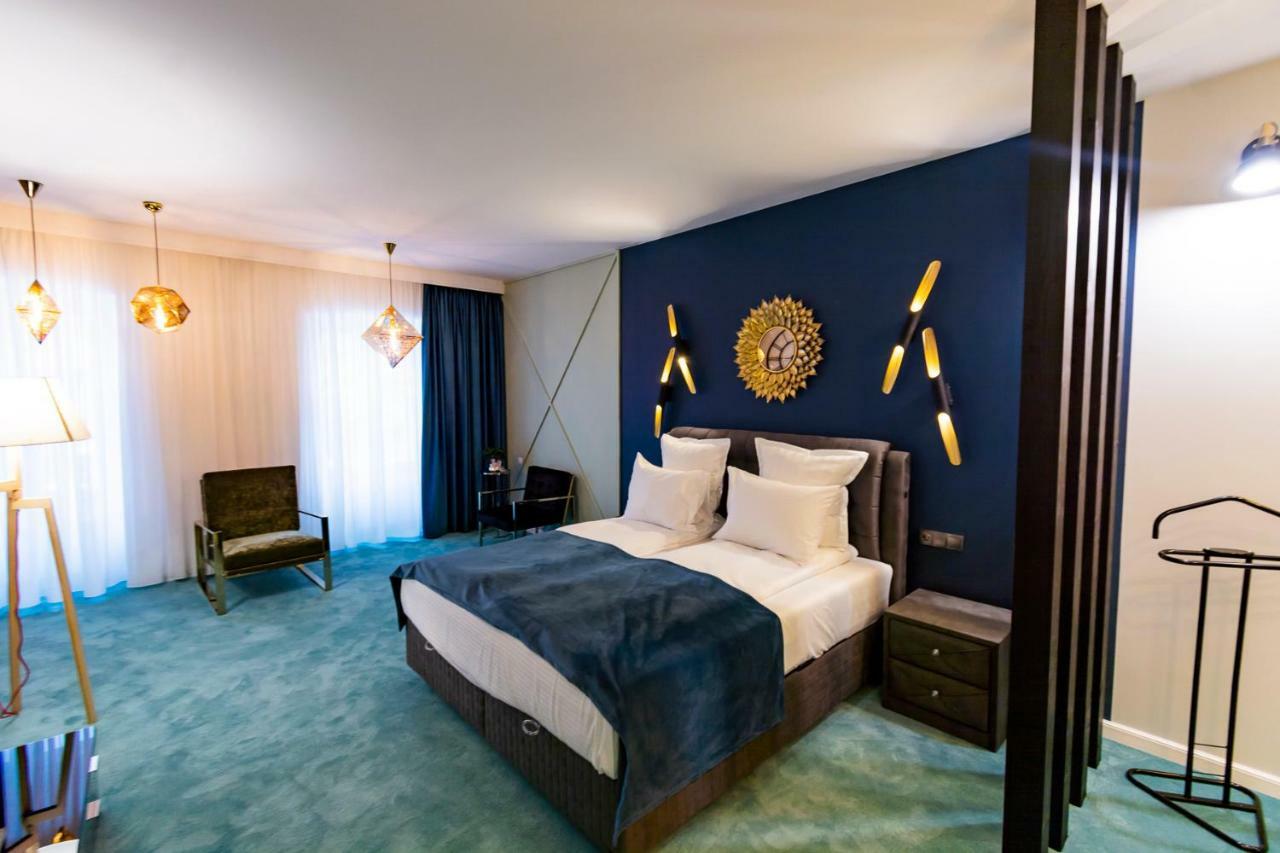 Rabbit Hole Bed & Breakfast Sibiu Exterior photo