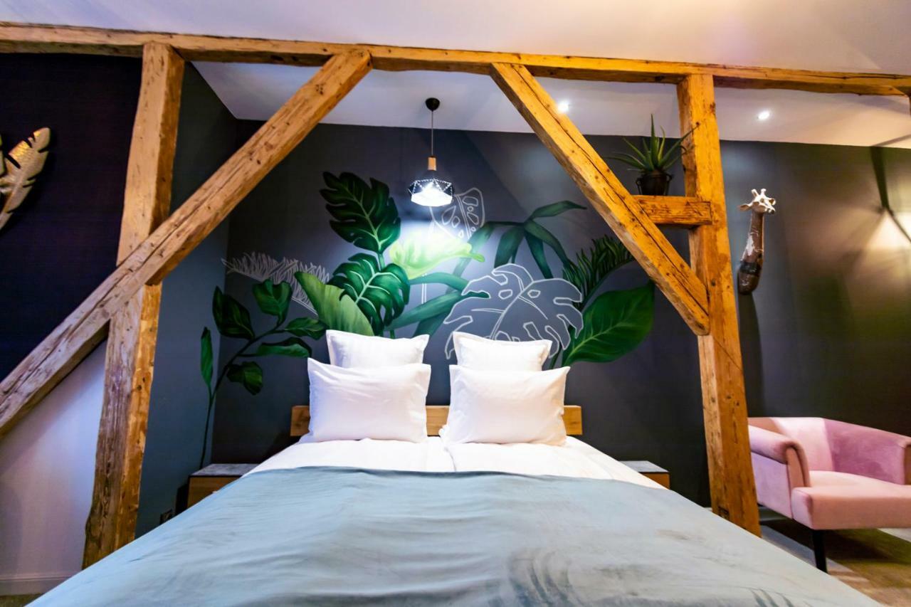 Rabbit Hole Bed & Breakfast Sibiu Exterior photo